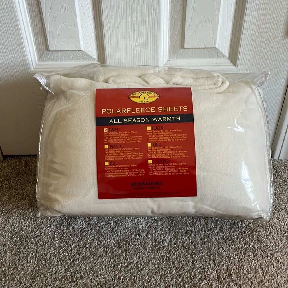 Twin fleece sheets brand new